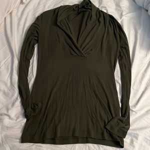 Long sleeve, green banana republic tee